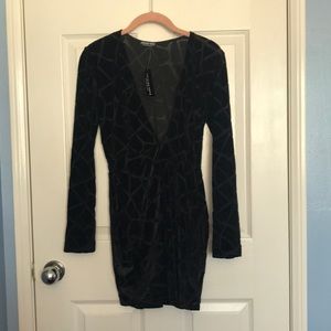 FashionNova black bodycon dress